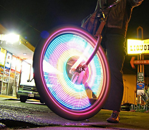 Les "monkeys lights" illuminent les roues de votre vlo pour plus de scurit !