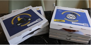 photo d'une boîte à pizza avec sensibilisation à la sécurité routière