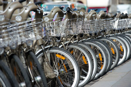 Les salariés se rendant au travail à vélo pourraient être indemnisés